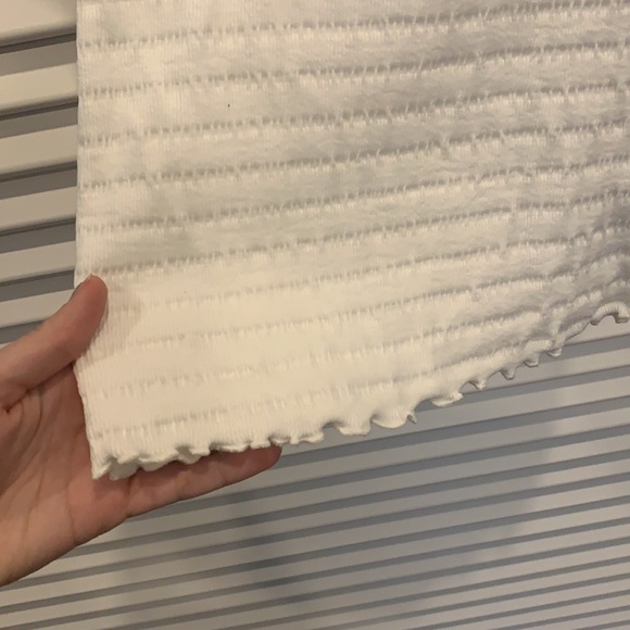 And other stories mock neck ruffle top - Picture 2 of 3